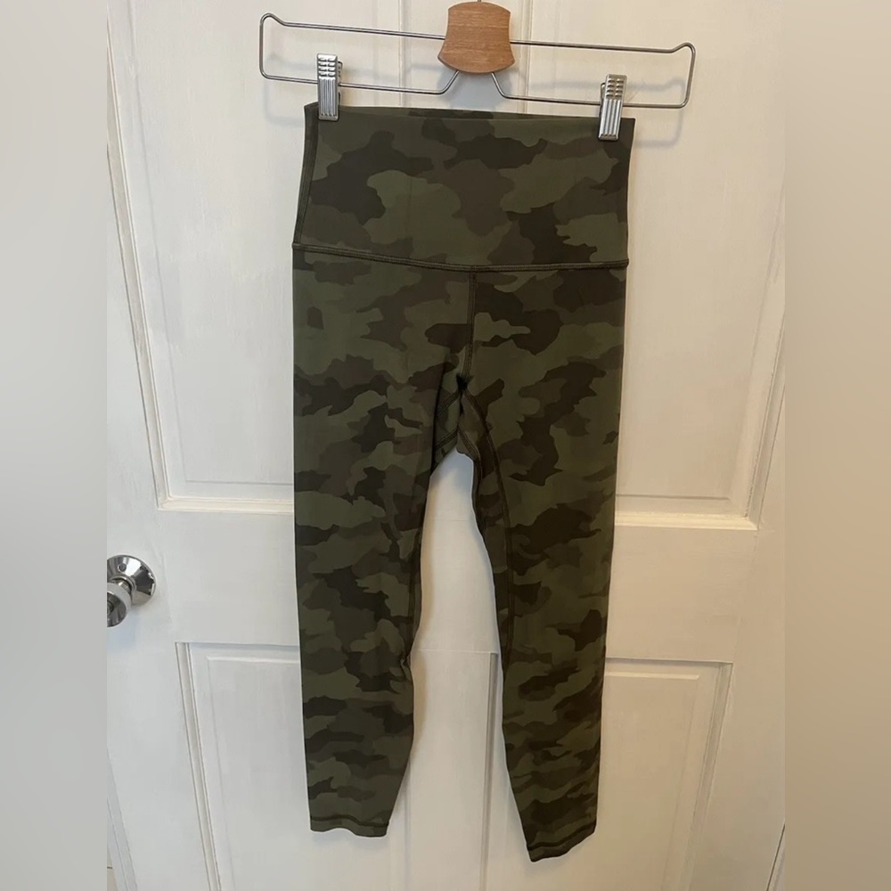 NWOT Lululemon Align II Leggings  25" Heritage 365 Camo Green / Size 4
